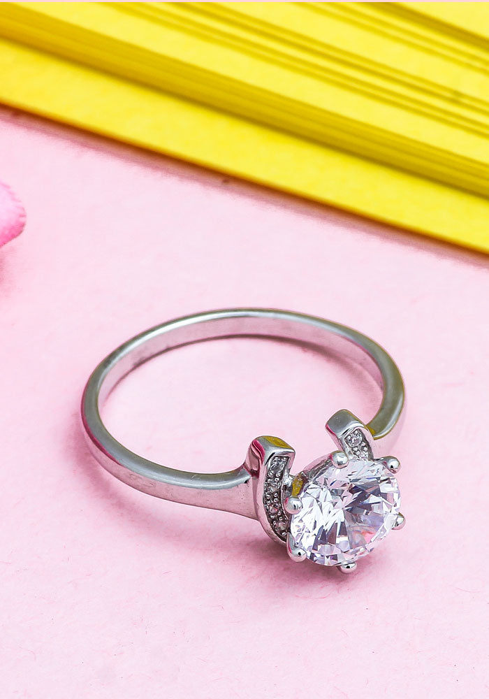 Stunning AD RING
