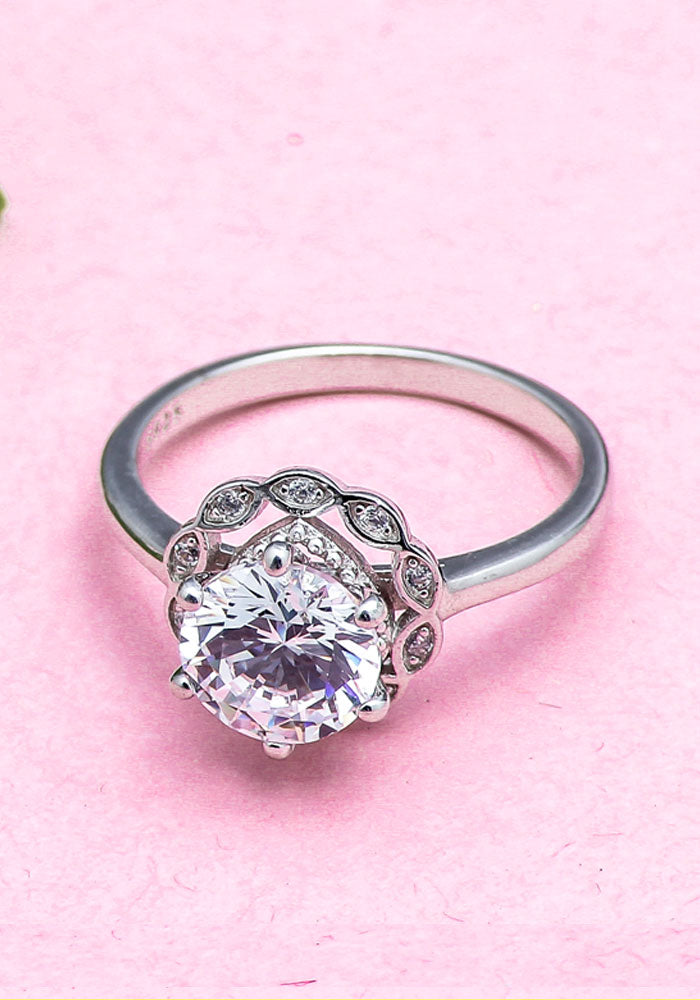 Stunning AD RING