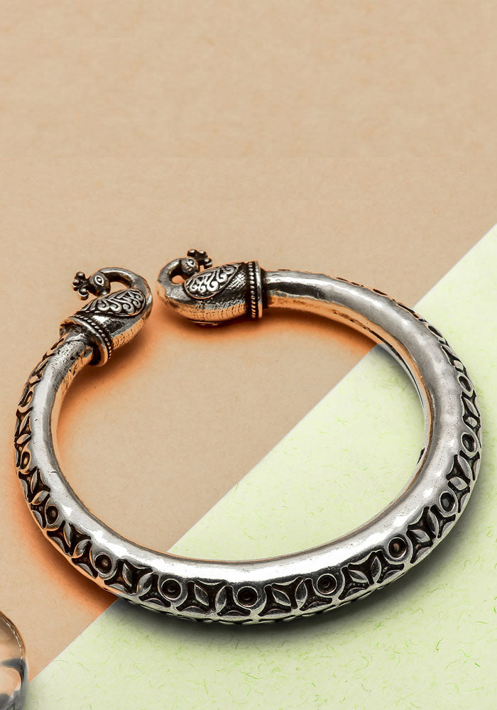 SILVER FINISH BANGLE